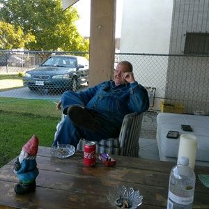 Meet your Posher, Kenneth